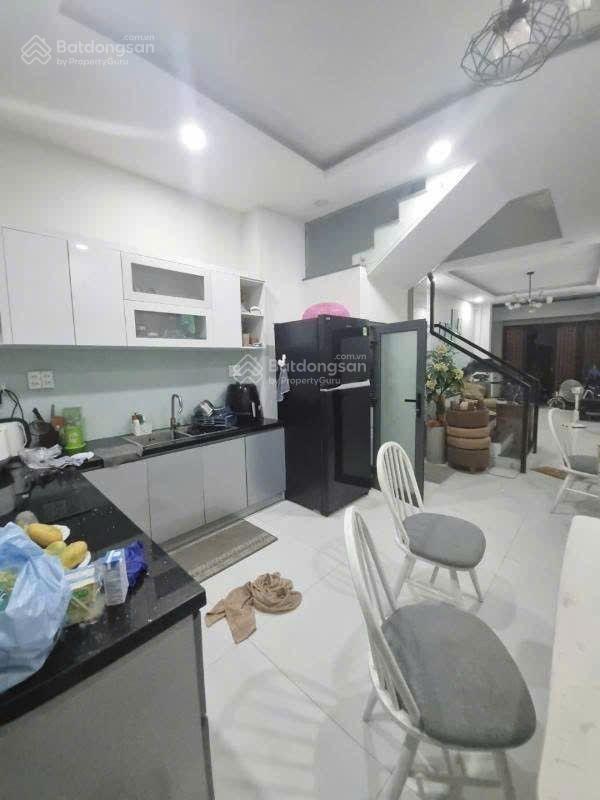 Bán nhà 80m2 2 tầng 3 phòng ngủ  hẻm 5m đường 19/5 sát bên aeon tân phú.