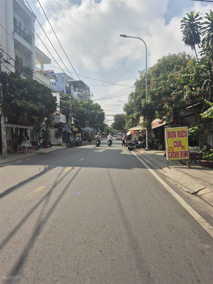 Bán nhà 4,5 x 20m mặt tiền kinh doanh cực xung. phường tây thạnh.
