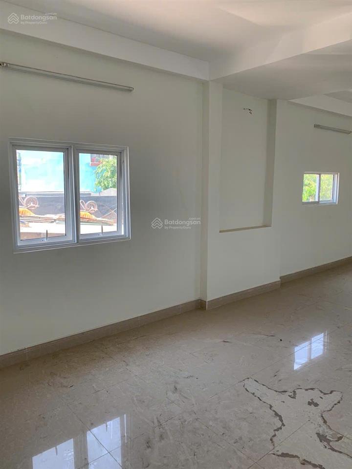 Bán nhà mặt tiền quận 5 ngang 4m  giá chỉ 16.5 tỷ tl