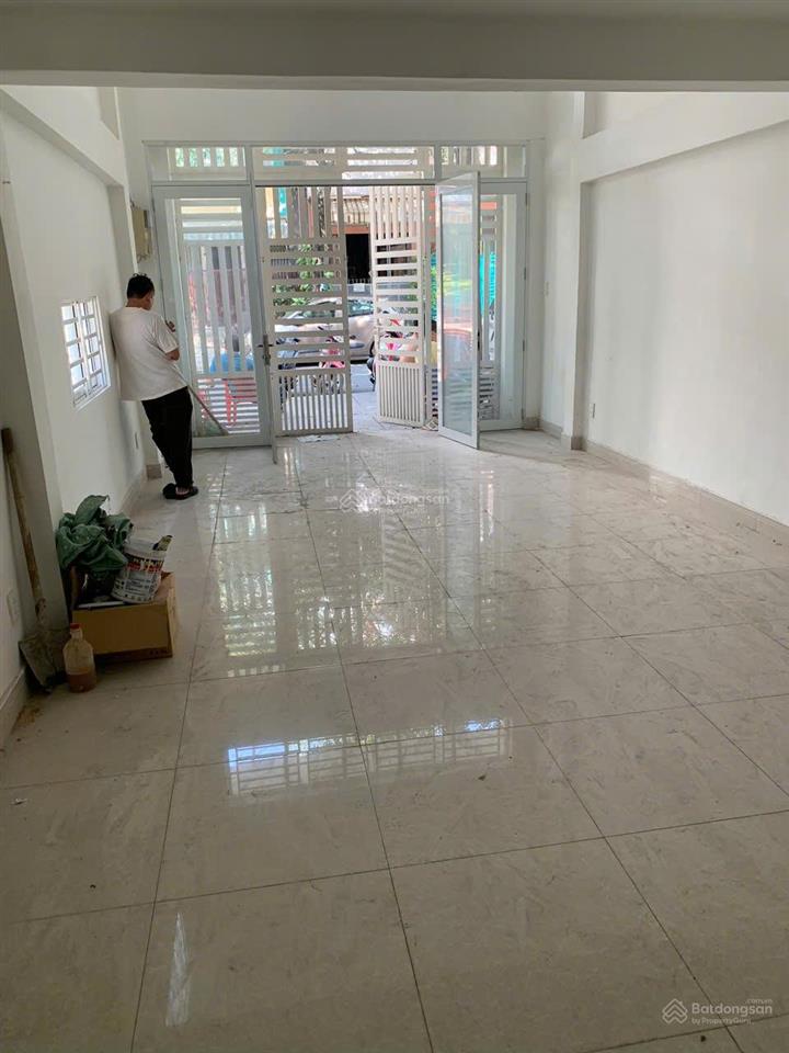 Bán nhà mặt tiền quận 5 ngang 4m  giá chỉ 16.5 tỷ tl