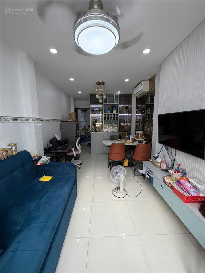 Bán nhà mặt tiền quận 5  trệt, 2 lầu st  nhà mới xây giá chỉ 11.5 tỷ