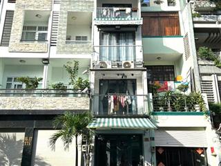 Bán nhà mặt tiền quận 5  trệt, 2 lầu st  nhà mới xây giá chỉ 11.5 tỷ