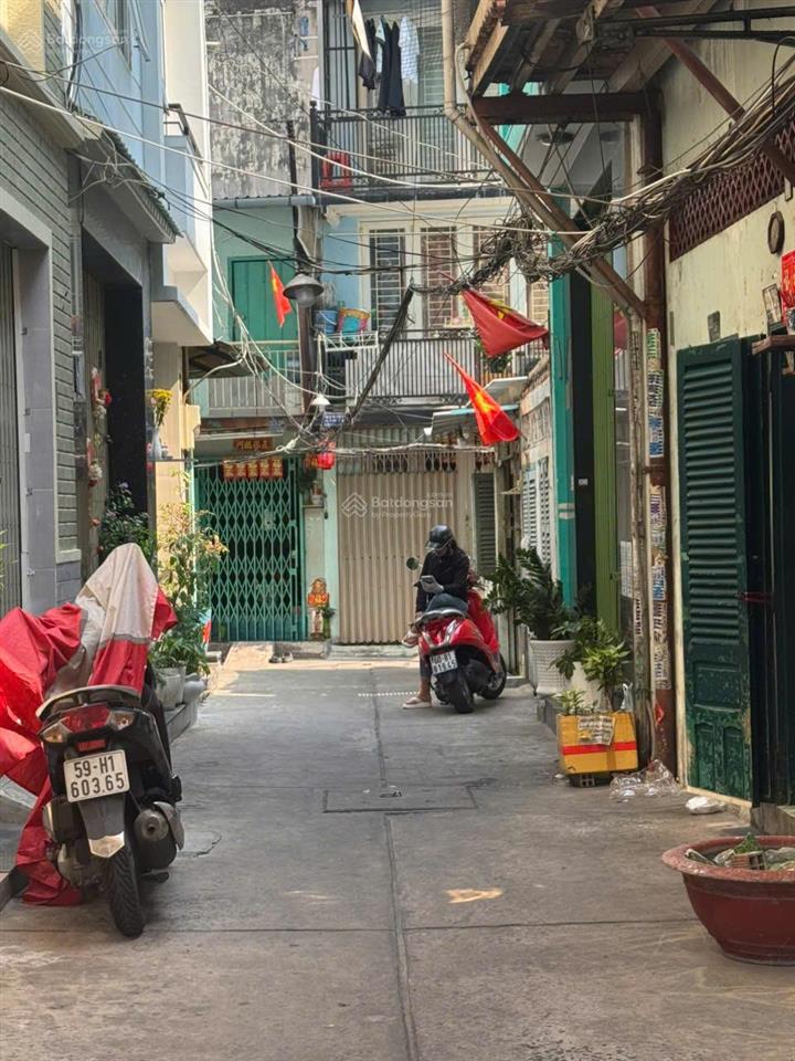 Bán nhà hẻm xe hơi nguyễn trãi  5.4 x 14  gía 16.5 tỷ