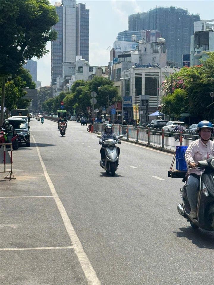 Bán nhà mtkd đường nguyễn cư trinh, quận 1  giá 12,8 tỷ