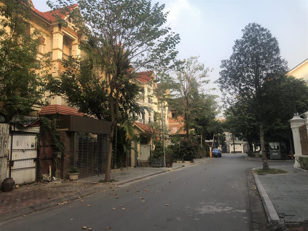 Bán gấp biệt thự ở khu đô thị việt hưng, giá thỏa thuận, 152m2, pháp lý đầy đủ