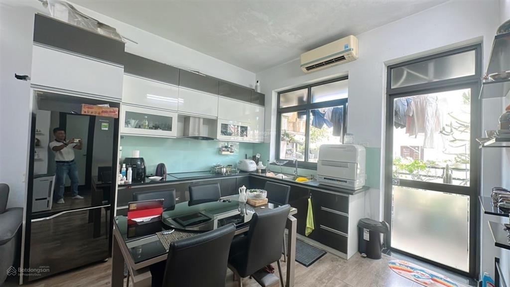 Bán cc 64m2 tại đặng vũ hỷ, phường việt hưng, quận long biên, giá cực chất 2,6 tỷ