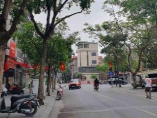 Siêu phẩm mặt phố vỉa hè kinh doanh vị trí đẹp, dòng tiền ổn định, ko quy hoạch