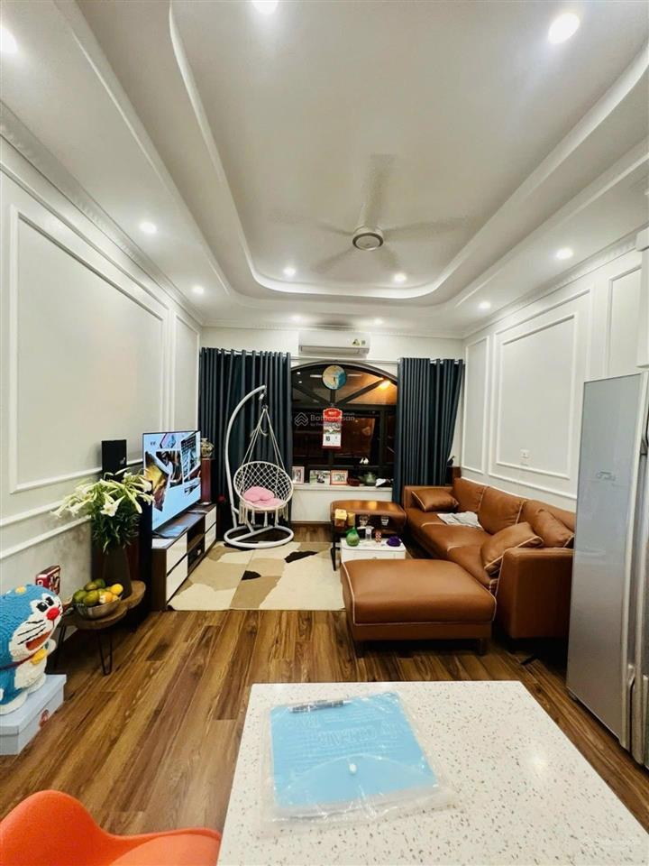 Hot  hiếm  nhà ngọc thụy 7 tầng  thang máy  gara ô tô  ngõ thông, thoáng 3 phía