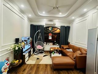 Hot  hiếm  nhà ngọc thụy 7 tầng  thang máy  gara ô tô  ngõ thông, thoáng 3 phía