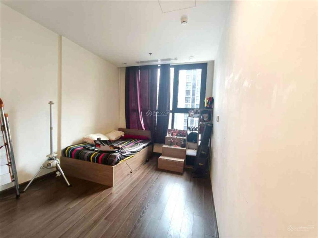 Căn 2 ngủ, full đồ giá tốt gần trường quốc tế