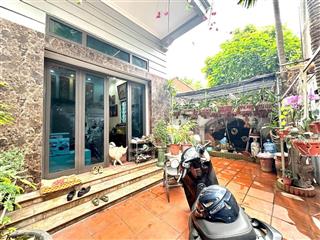 Bán nr 120m2, 3pn, 3wc, giá 12,3 tỷ tại ngô gia tự, long biên, hà nội