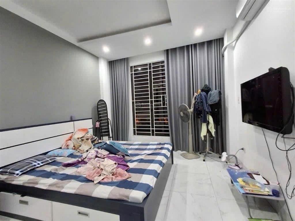 Bán nhà riêng tại phố gia quất, 30m2, 4 tầng cực chất hiếm  nhà đẹp thiết kế hiện đại