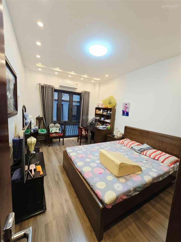 Bán nhà riêng tại phố gia quất, 12,5 tỷ, 45 m2, 4pn, 4wc, 5 tầng