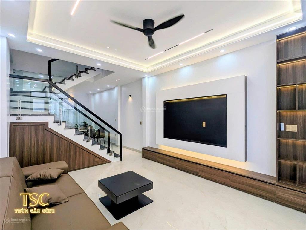 Bán nhà 3 tầng ngõ thiên lôi xây đẹp