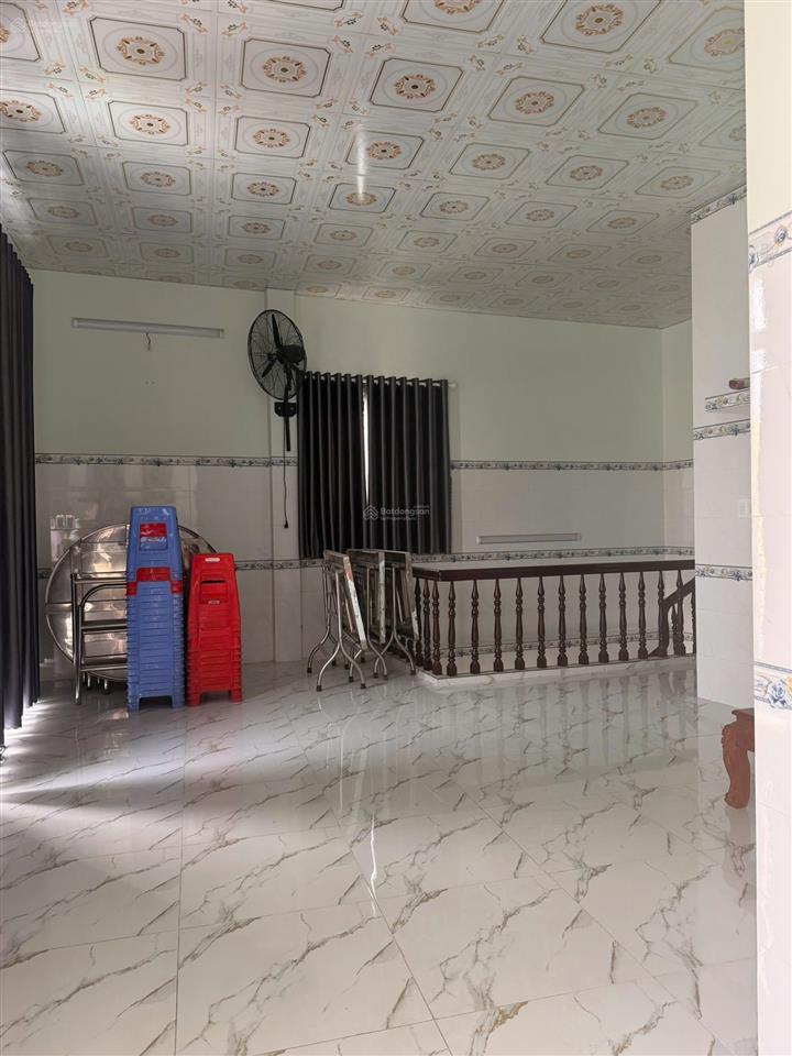 Mặt tiền nguyễn văn tuôi 20m  139,6m² (2 sổ) nở hậu 10m  có nhà 1 trệt 1 lầu  giá 6,5 tỷ, sổ sẵn