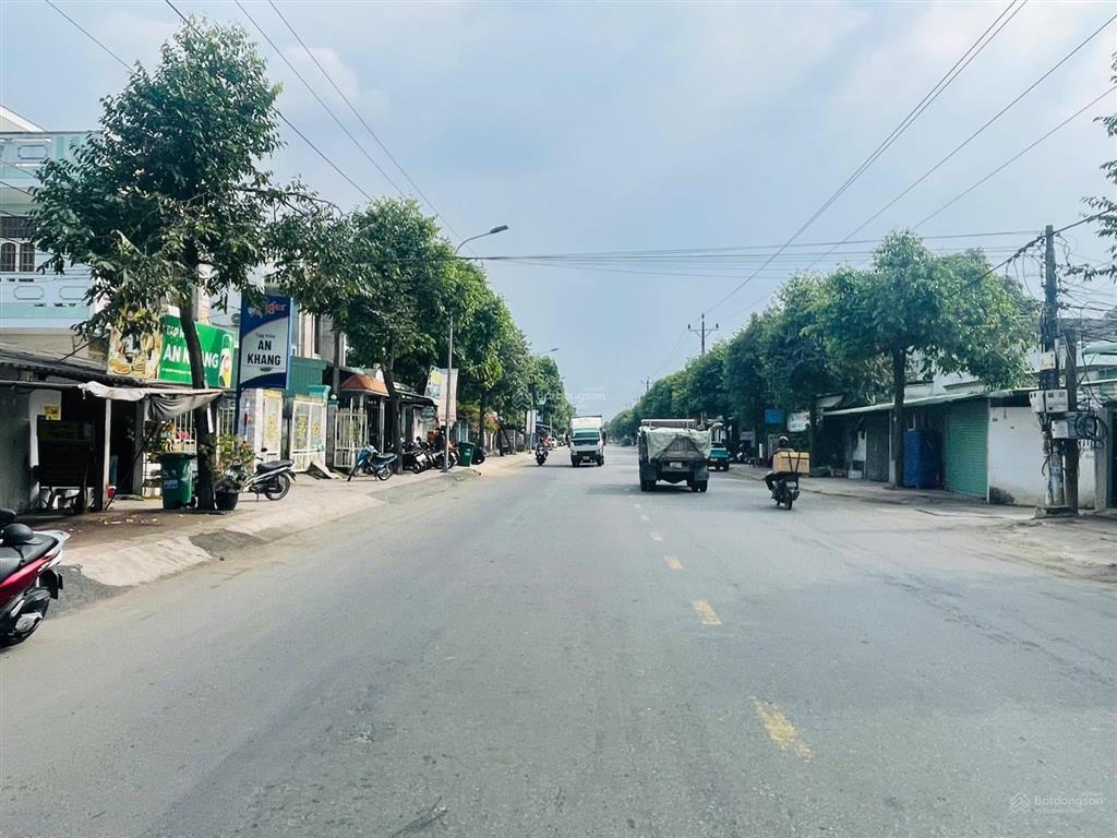 Mặt tiền nguyễn văn tuôi 20m  139,6m² (2 sổ) nở hậu 10m  có nhà 1 trệt 1 lầu  giá 6,5 tỷ, sổ sẵn