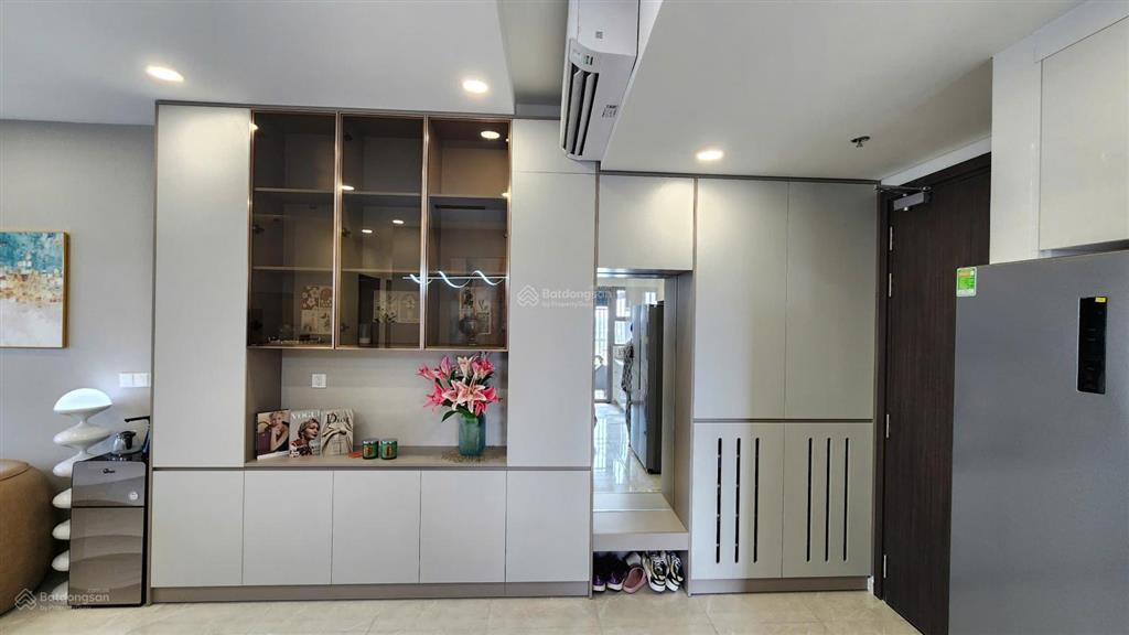 Cho thuê căn hộ celesta rise 3pn 2wc, dt 105m2, full nội thất  mặt tiền nguyễn hữu thọ