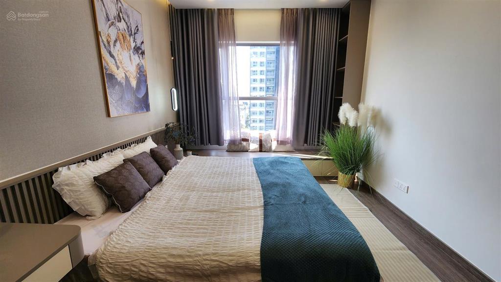 Cho thuê căn hộ celesta rise 3pn 2wc, dt 105m2, full nội thất  mặt tiền nguyễn hữu thọ