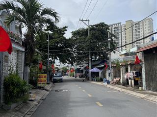 Nhà 4 lầu mặt tiền trần thị hè, nhỉnh 8 tỷ, 80m2, 6pn, hiệp thành q12, nhà cực đẹp, sân trồng rau