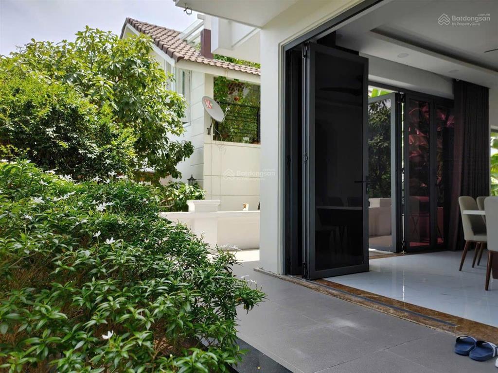 Biệt thự giá rẻ an viên nha trang, chỉ 23 tỷ, bãi tắm riêng trong veo, mát rượi