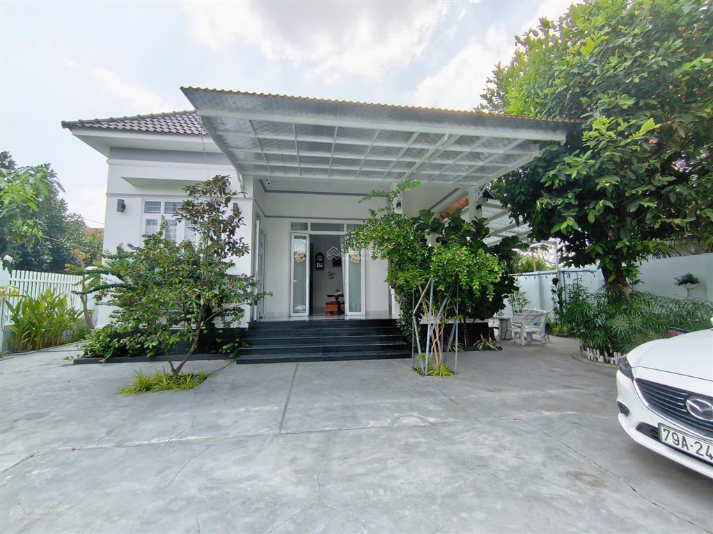 Chỉ 5,x tỷ  sở hữu nhà vườn 400m2 ngay diên lạc