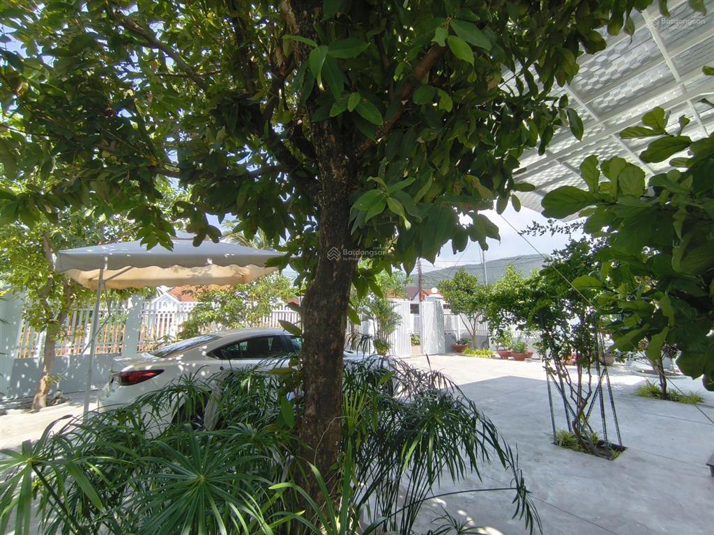 Chỉ 5,x tỷ  sở hữu nhà vườn 400m2 ngay diên lạc