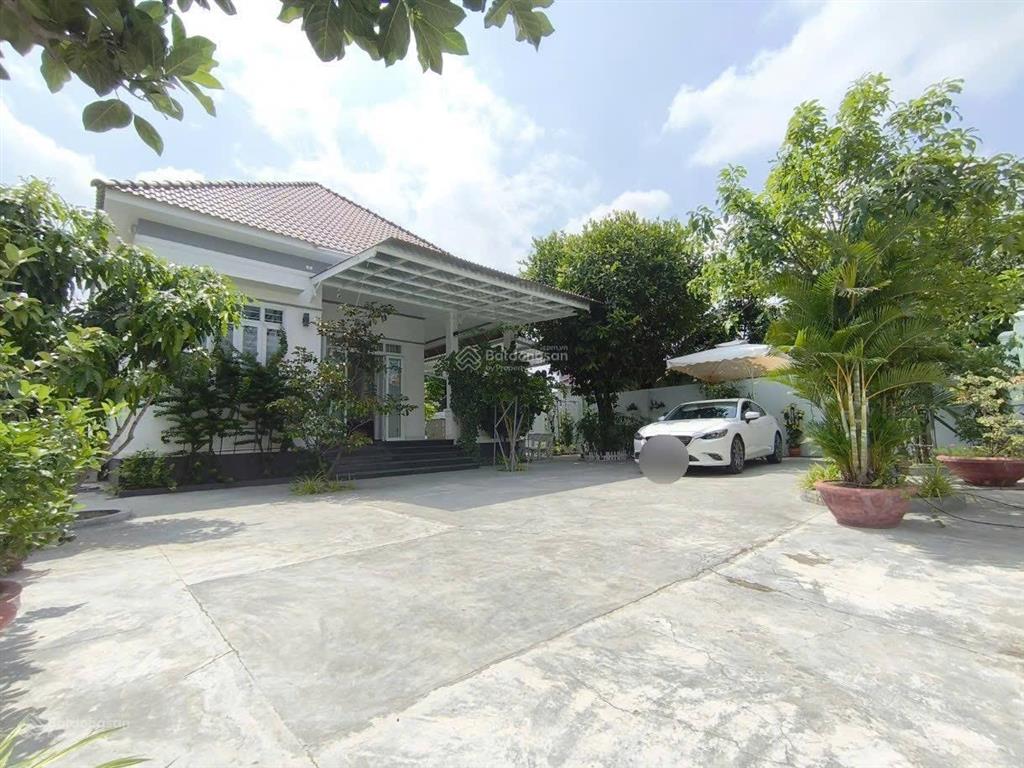 Chỉ 5,x tỷ  sở hữu nhà vườn 400m2 ngay diên lạc