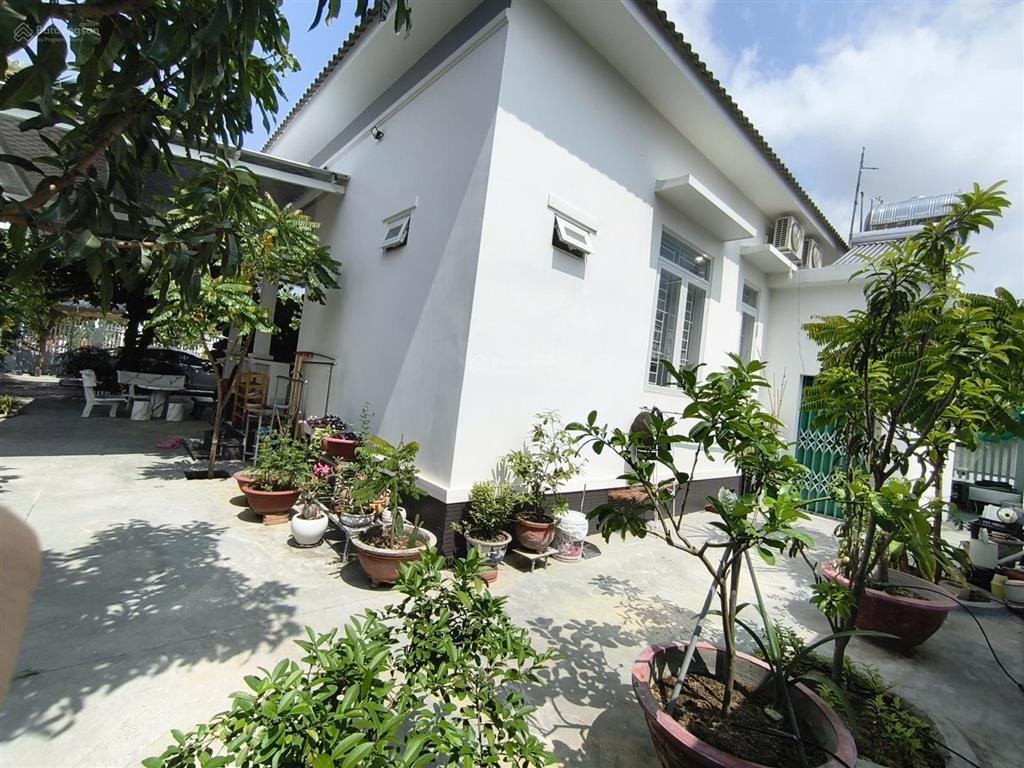 Chỉ 5,x tỷ  sở hữu nhà vườn 400m2 ngay diên lạc