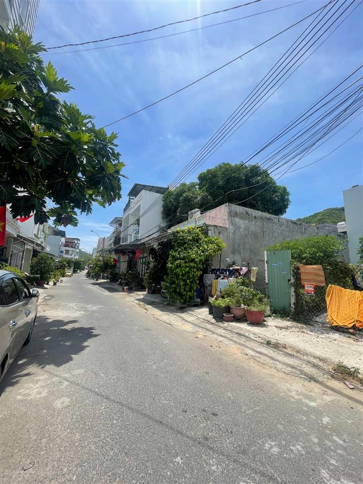 Đất thổ cư mặt tiền đường nhựa 10m  khu bắc nha trang  giá chỉ 4.2 tỷ!