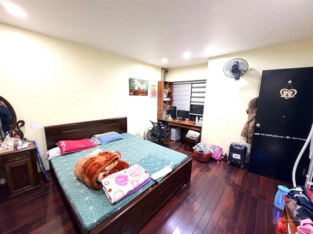 Chung cư e1 chelsea park 116 phố trung kính