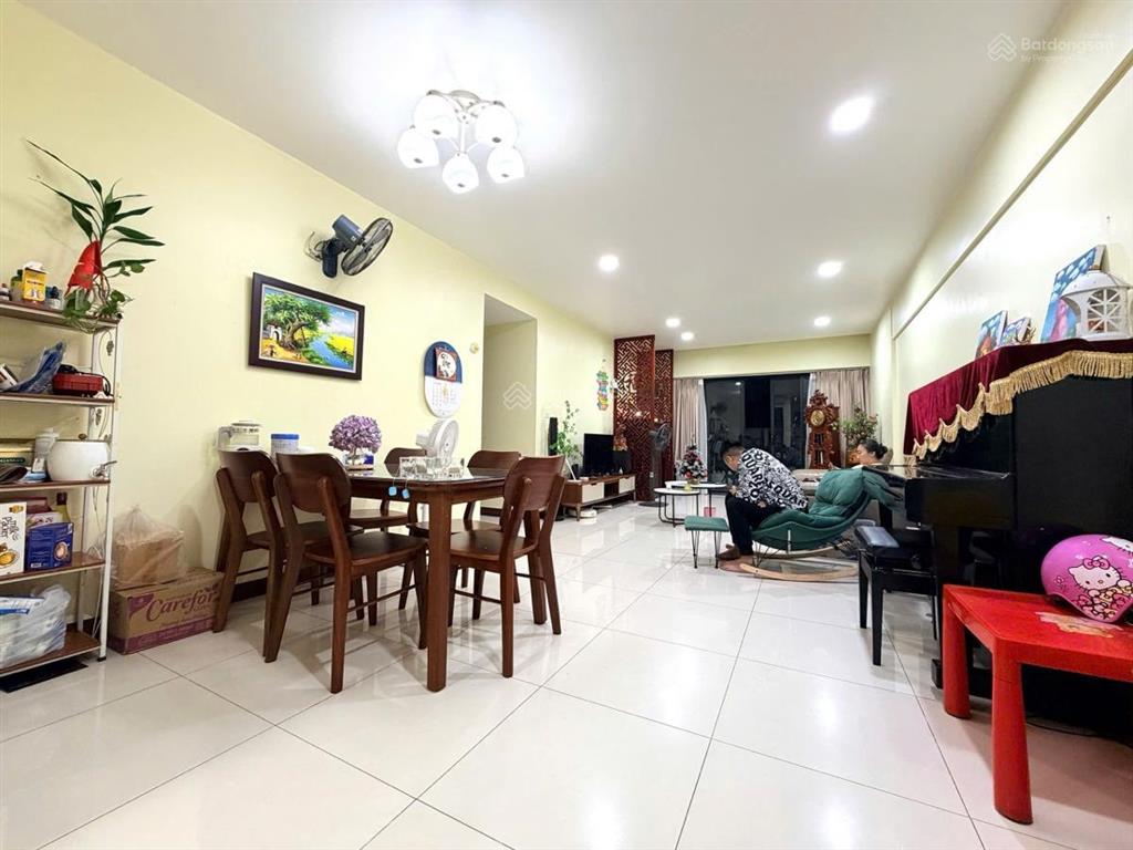 Chung cư e1 chelsea park 116 phố trung kính