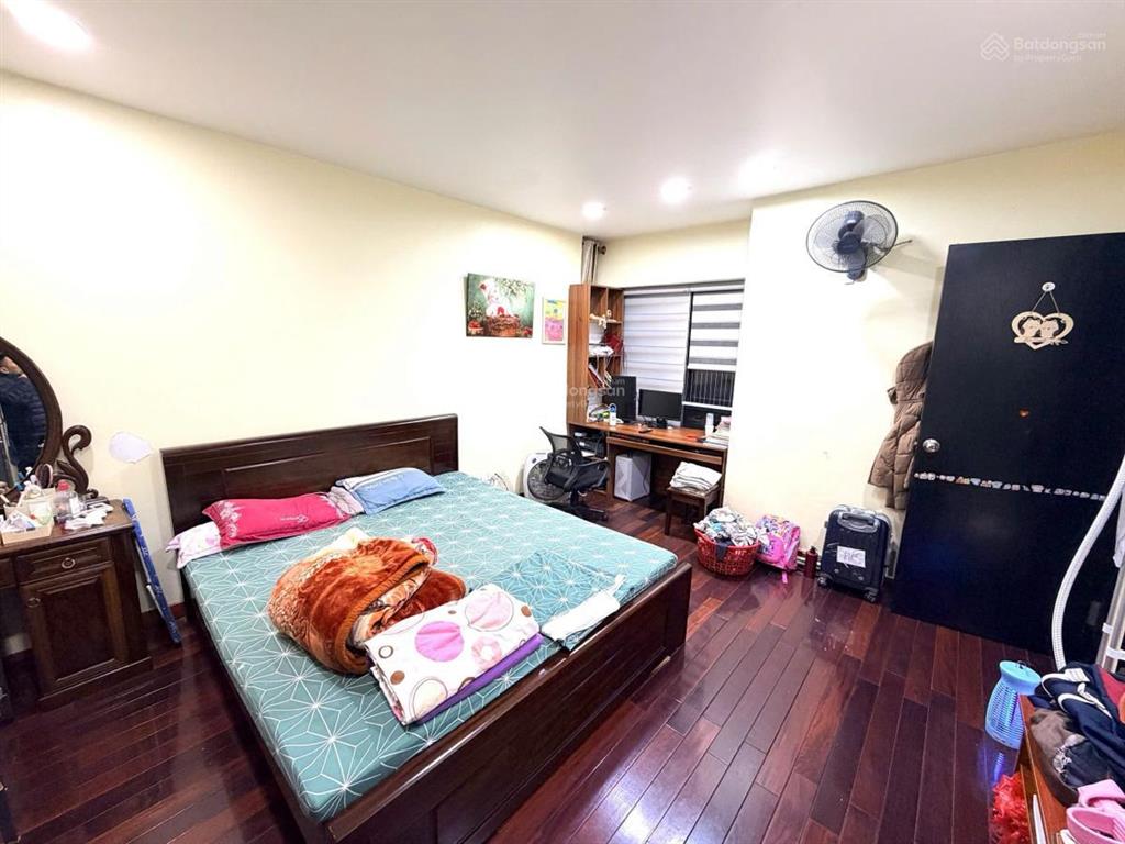 Chung cư e1 chelsea park 116 phố trung kính