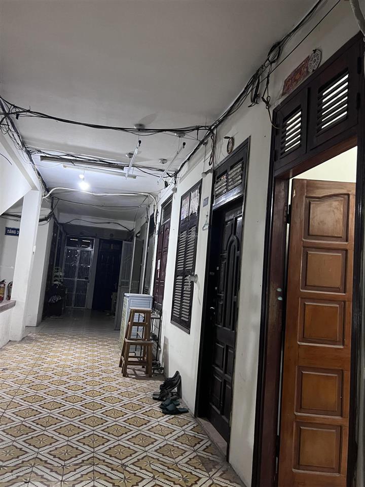 Nhà tập thể tầng 3 ngụy như kon tum full nội thất chỉ việc xách vali về ở