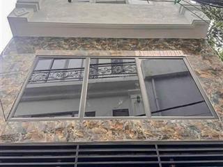 Trung tâm hành chính dĩ an  6 tỷ 4 tầng hoàn công  84m2 4x21m  hẻm thông ô tô rộng rãi