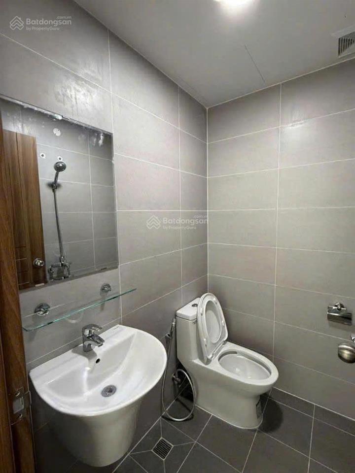 Bán gấp tầng đẹp 2pn2wc bcons topazbcons city 7 tầng tttm giá 2tỷ37. 0836 336 *** (quảng bcons)