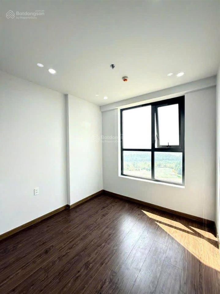 Bán gấp tầng đẹp 2pn2wc bcons topazbcons city 7 tầng tttm giá 2tỷ37. 0836 336 *** (quảng bcons)