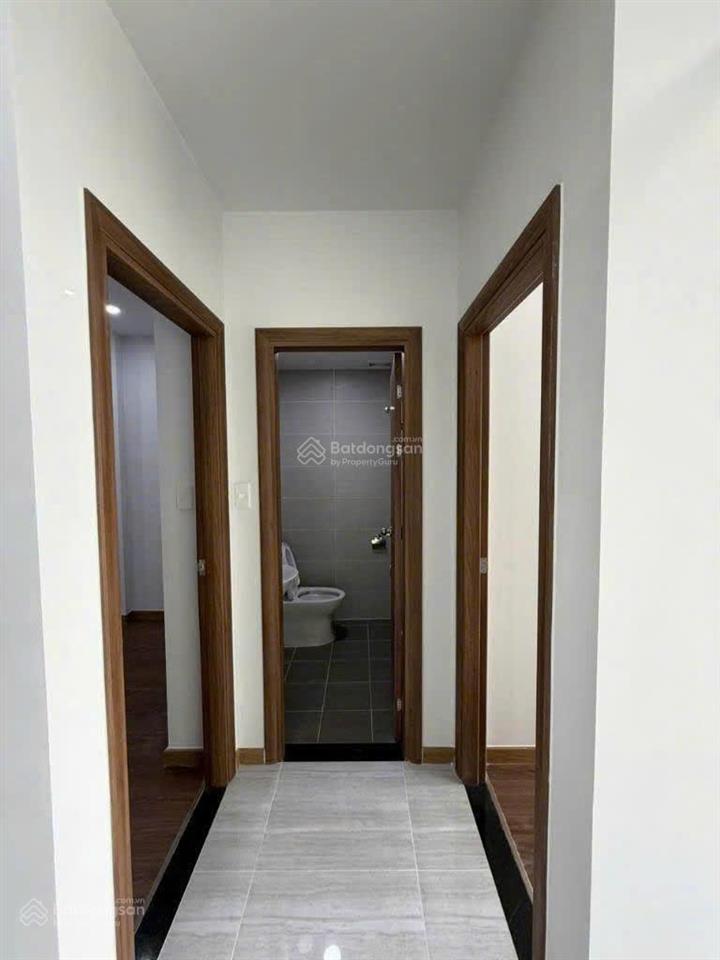 Bán gấp tầng đẹp 2pn2wc bcons topazbcons city 7 tầng tttm giá 2tỷ37. 0836 336 *** (quảng bcons)