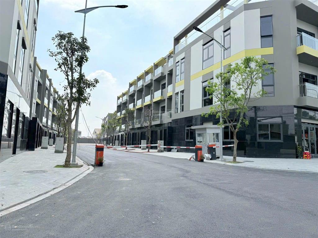 Bán biệt thự 4pn, 5wc tại bcons eden park, 5,9 tỷ, 206m2, giá tốt, chính chủ