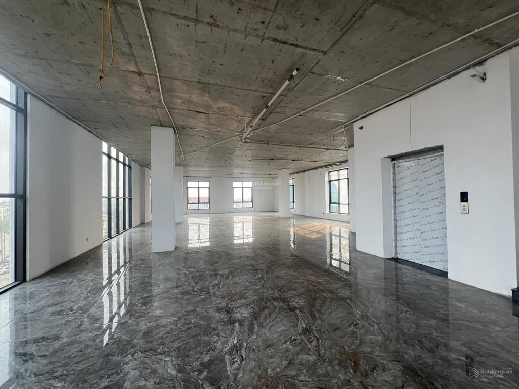 Cho thuê văn phòng ngã 4 quốc lộ 2 vĩnh yên