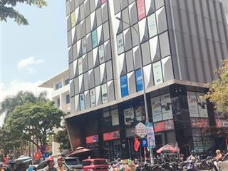 Nhà 3 tầng, diện tích 56m2, mặt tiền đường bàu hạc 7, trung tâm hải châu, dòng tiền ổn định.