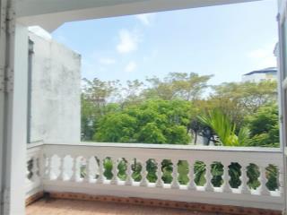 Bán nhà 3 tầng mới mặt tiền mỹ an 3, sát dự án sun cosmo, gần dự án tổ hợp pháo hoa quốc tế đà nẵng