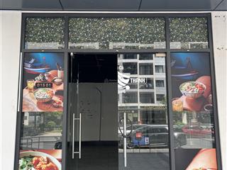 Bán một căn shophouse ngay đại lộ anh đào giá 16ty6 ngay tại kđt vhgp