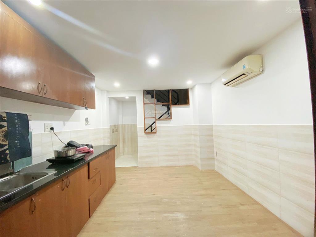 Chính chủ bán nhà 4 lầu  phường bình thạnh