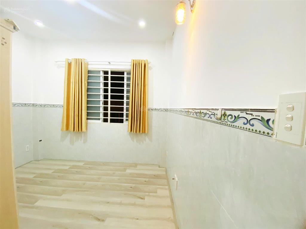 Chính chủ bán nhà 4 lầu  phường bình thạnh