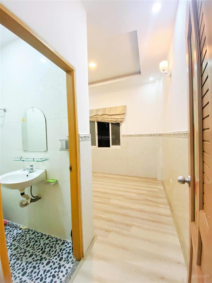 Chính chủ bán nhà 4 lầu  phường bình thạnh