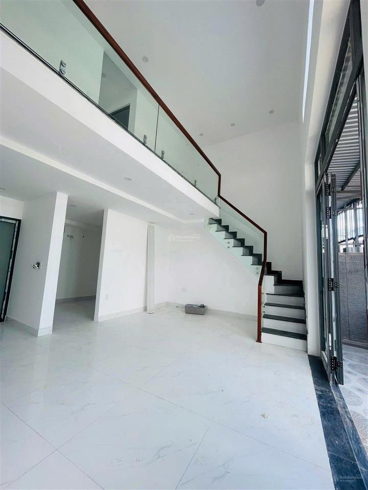 Chào bán căn nhà kiệt ô tô phạm như xương (nhà ba lá hồ sơ vi bằng có điện nước riêng)