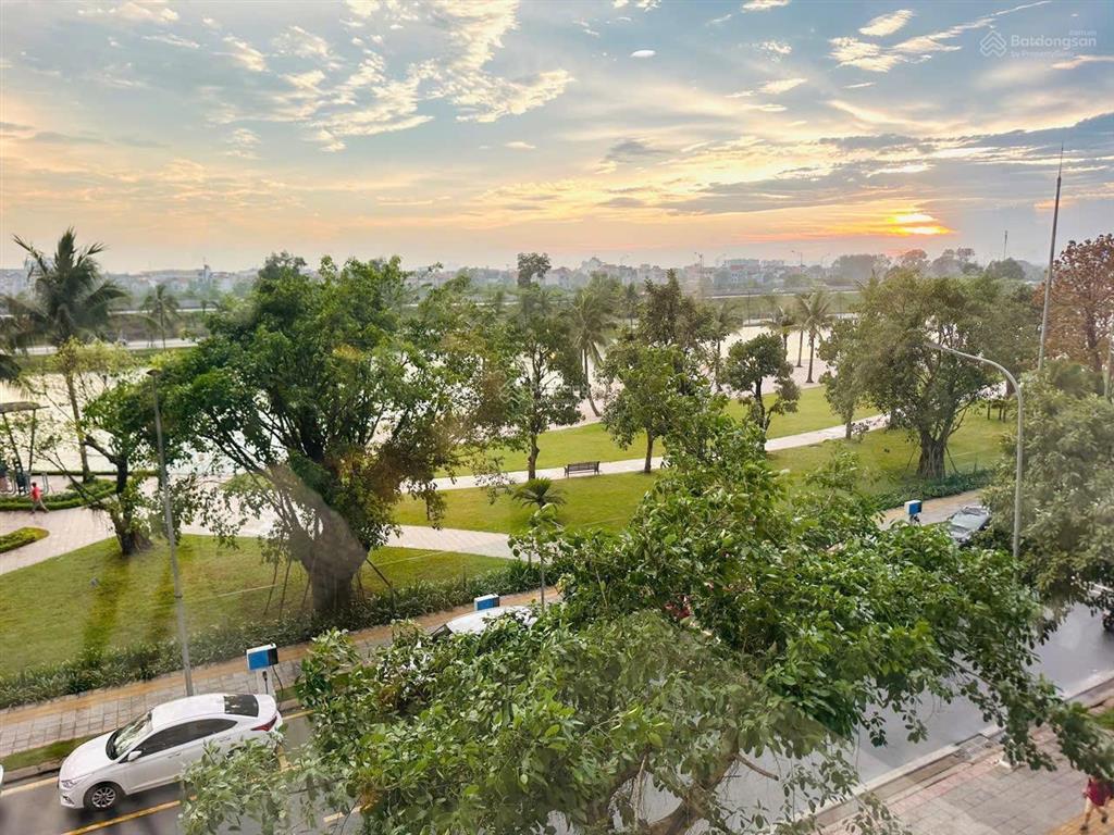 Chính chủ bán căn studio giá tốt, ở dự án the sapphire 1  vinhomes ocean park gia lâm hà nội.