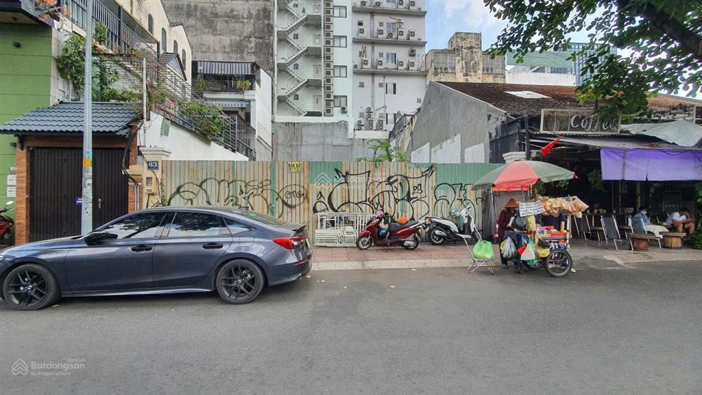 Cho thuê đất trống 12x20m  giá rẻ 4x triệu  mặt tiền 63 hồ xuân hương, quận 3, chính chủ