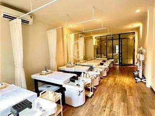 Siêu vị trí  cho thuê nhà mặt tiền 45 nguyễn thái bình, quận 1  dt 4.5x20m, 5 tầng