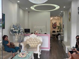 Cho thuê nhà 239 trần hưng đạo, quận 1  dt 4x20m, 5tầng, giá thương lượng chính chủ